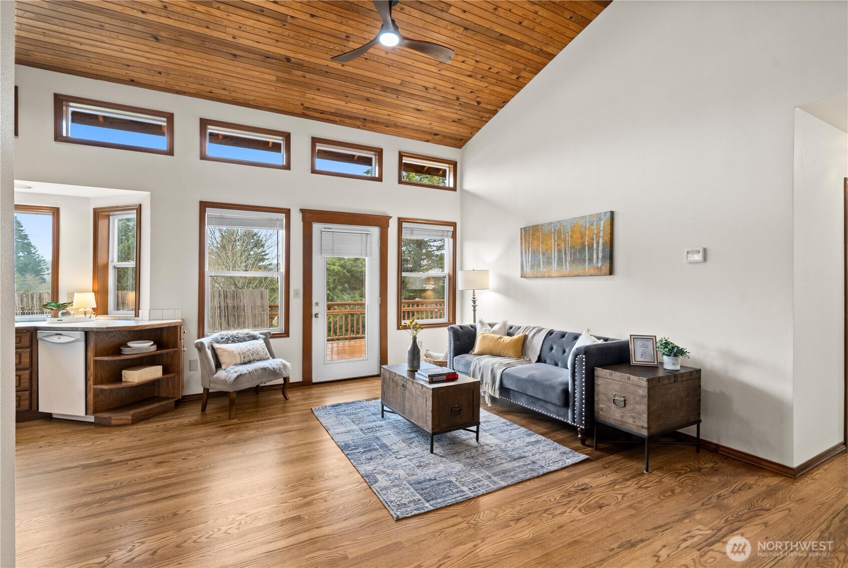 205 Conant Drive N, Eatonville, WA 98328-8046