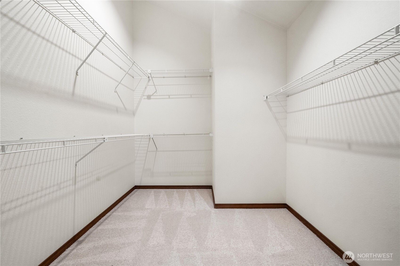 205 Conant Drive N, Eatonville, WA 98328-8046