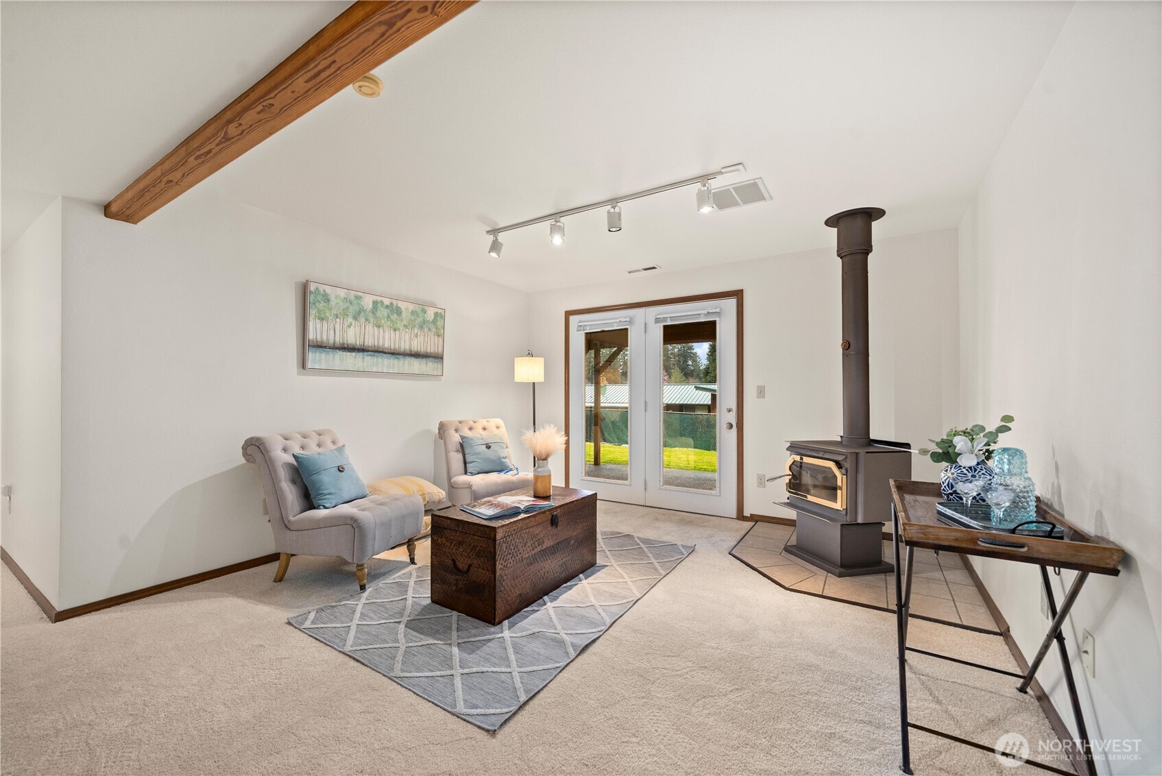 205 Conant Drive N, Eatonville, WA 98328-8046