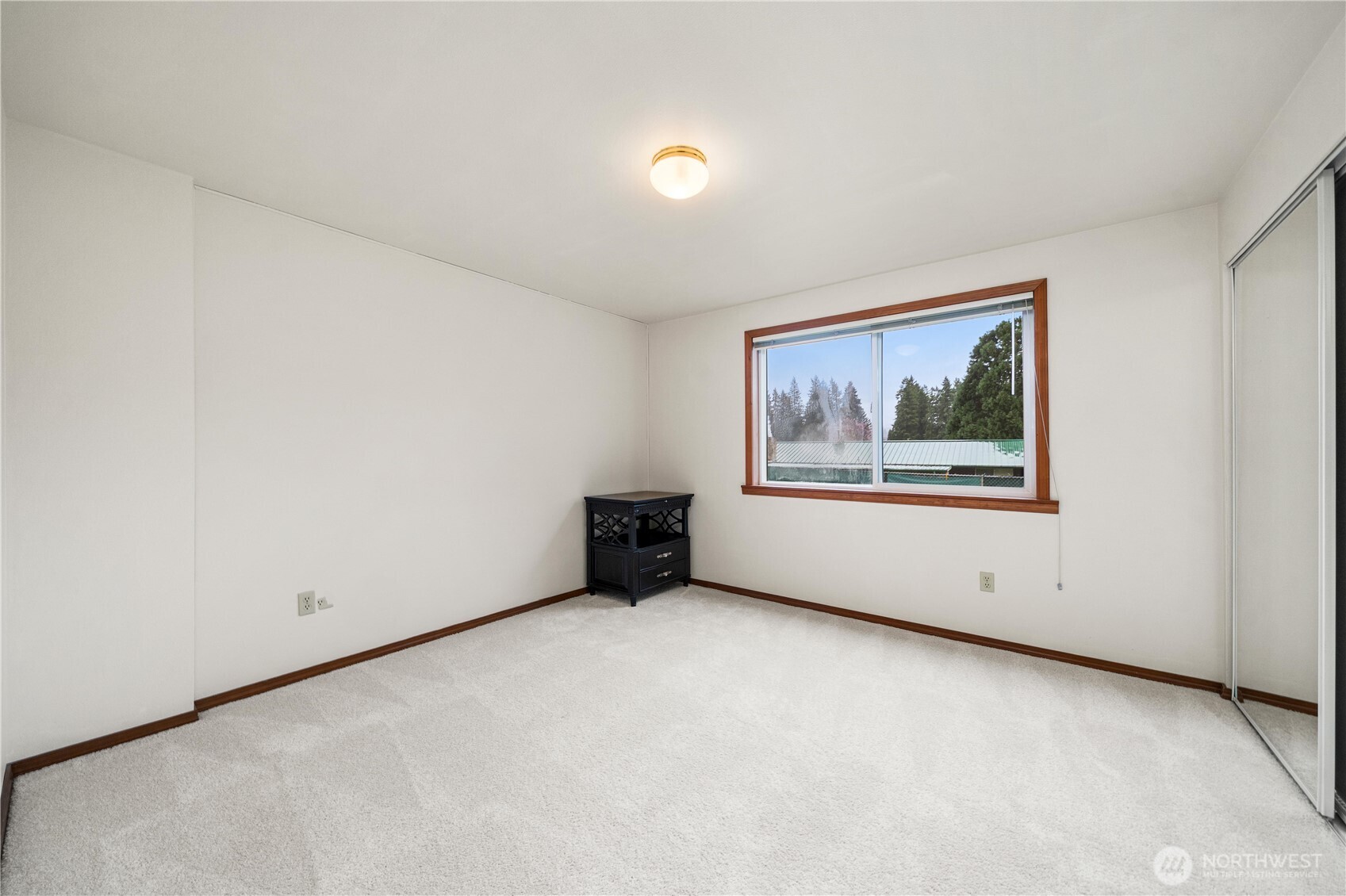 205 Conant Drive N, Eatonville, WA 98328-8046