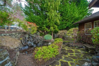 205 Conant Drive N, Eatonville, WA 98328-8046 - Photo 3