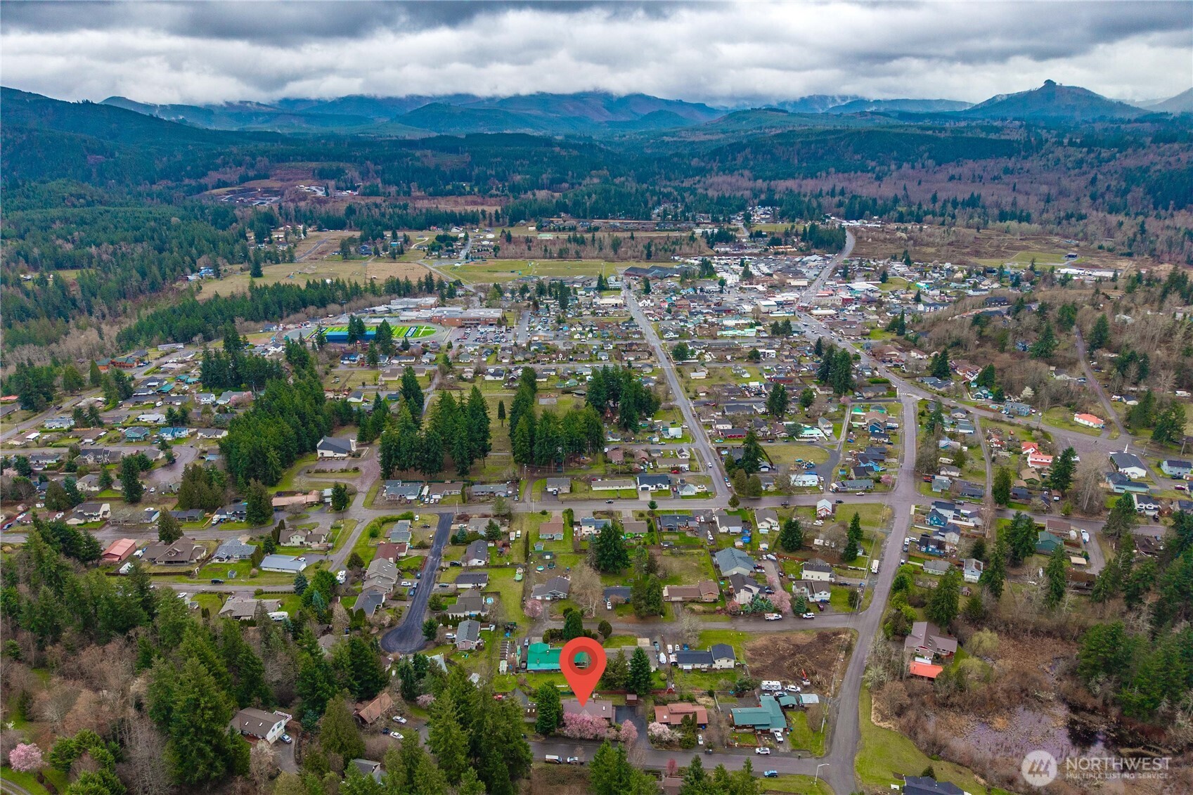 205 Conant Drive N, Eatonville, WA 98328-8046