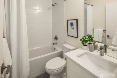 4308 26th Avenue SW #F, Seattle, WA 98106-1560 - Photo 12