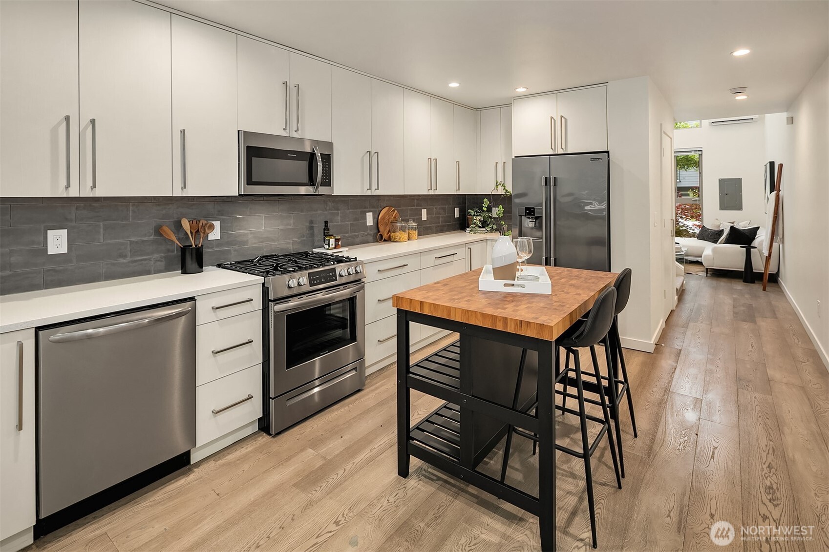 4308 26th Avenue SW #F, Seattle, WA 98106-1560