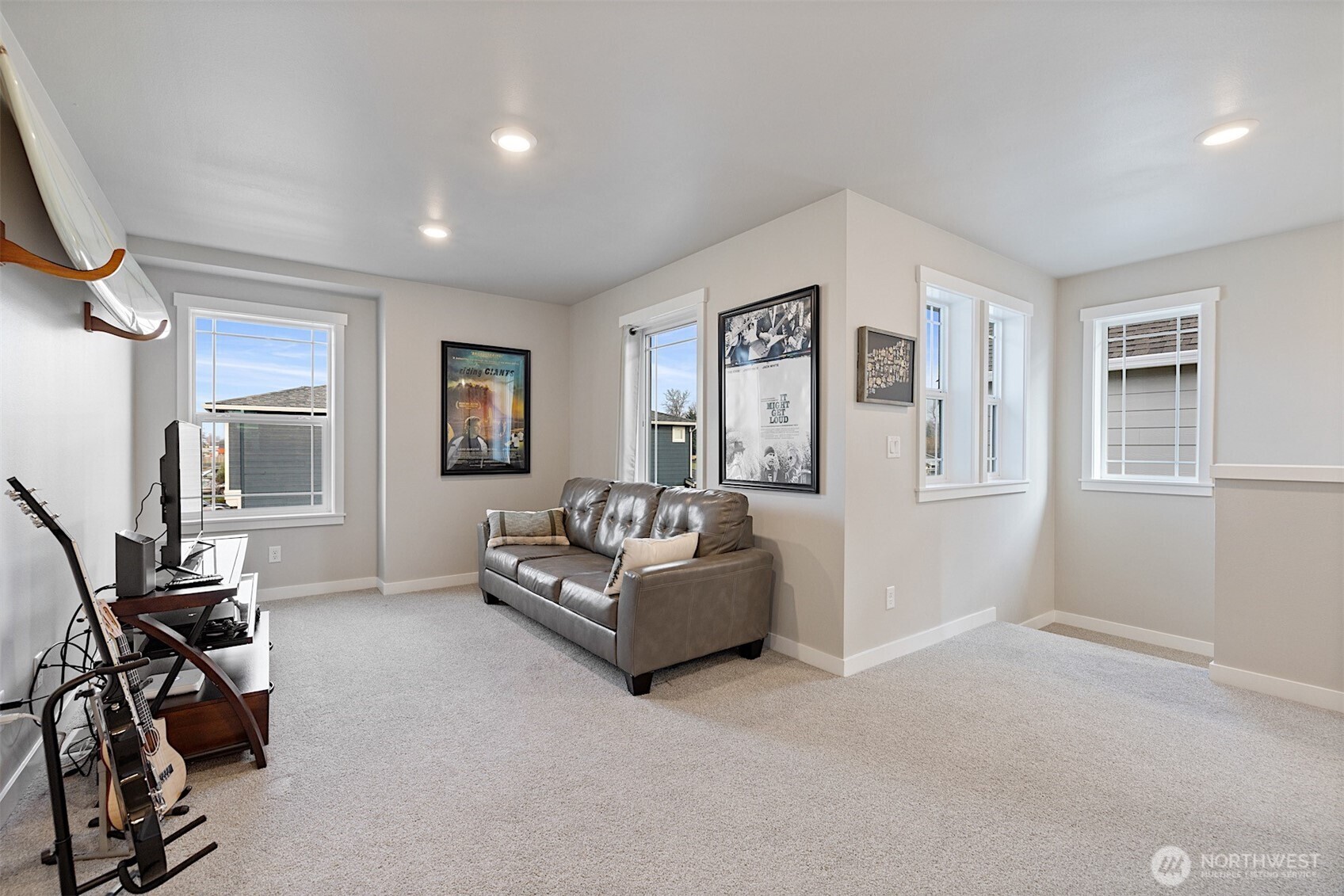 1503 27th Street NW, Puyallup, WA 98371-6648