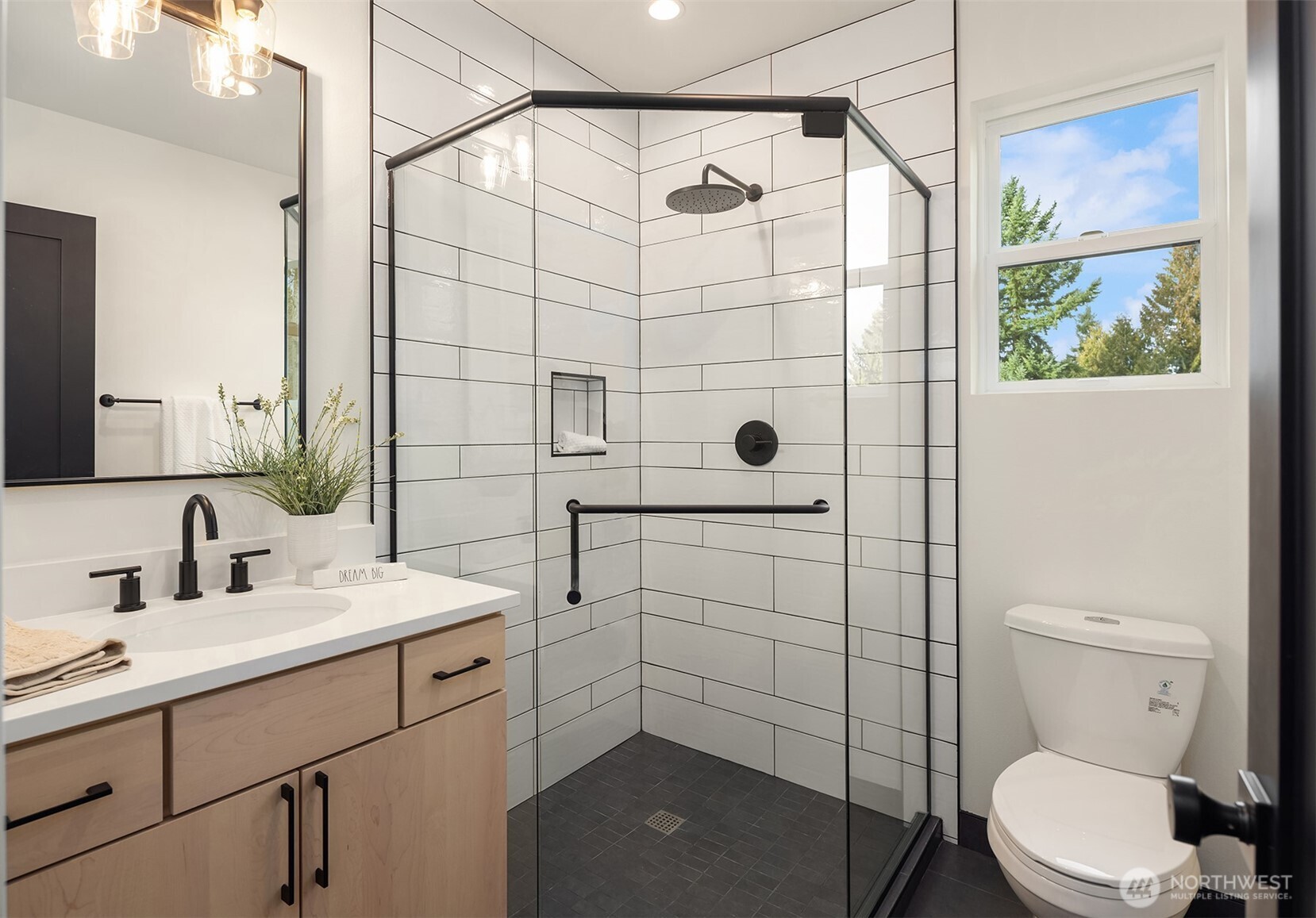 12226 NE 70th Street , Kirkland, WA 98033