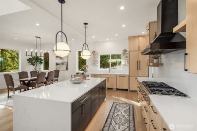 12226 NE 70th Street , Kirkland, WA 98033 - Photo 9