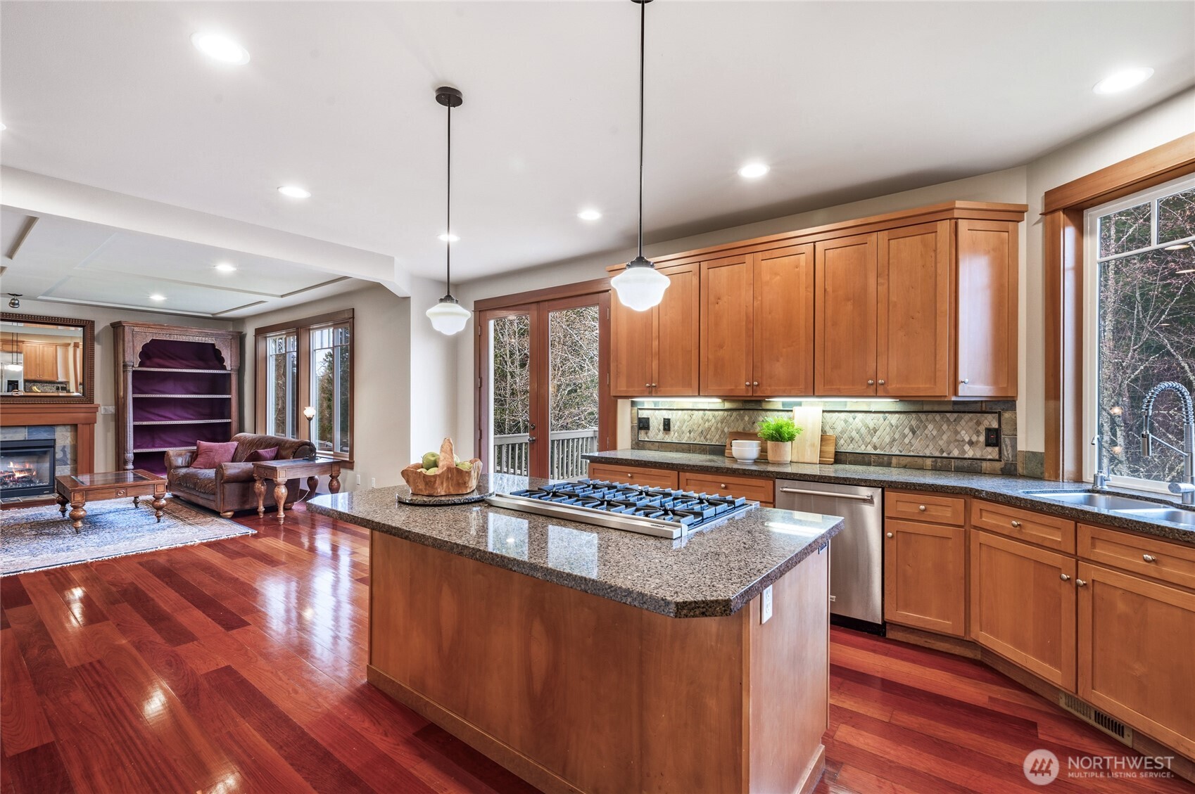 24502 NE 27th Place , Sammamish, WA 98074