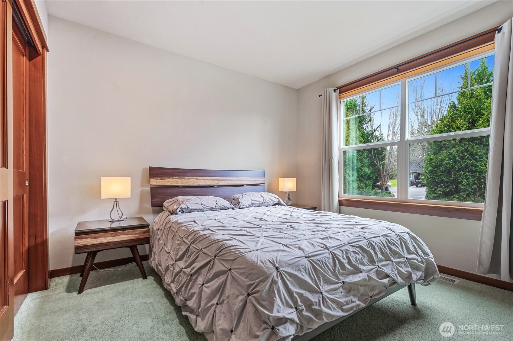 24502 NE 27th Place , Sammamish, WA 98074