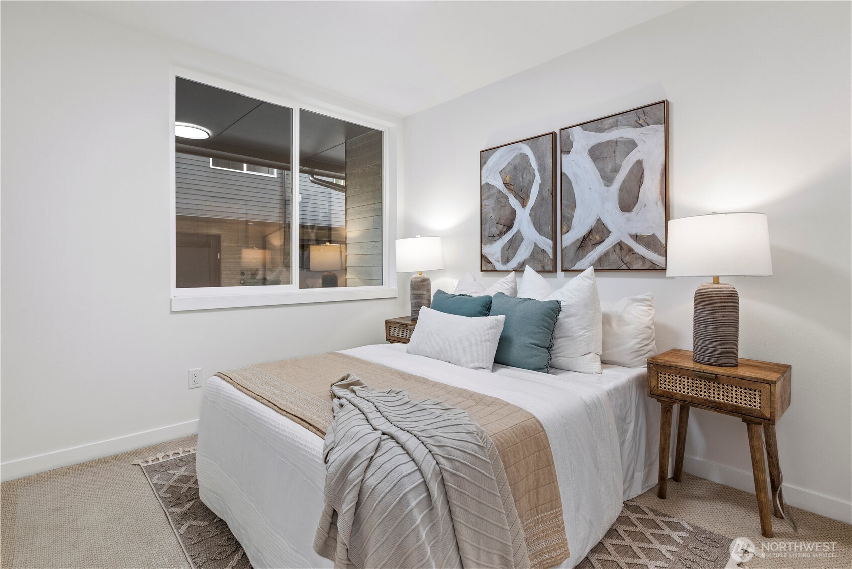 1913 A N 120th Street , Seattle, WA 98133