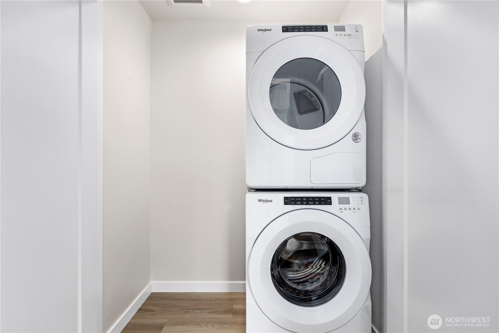 1913 A N 120th Street , Seattle, WA 98133