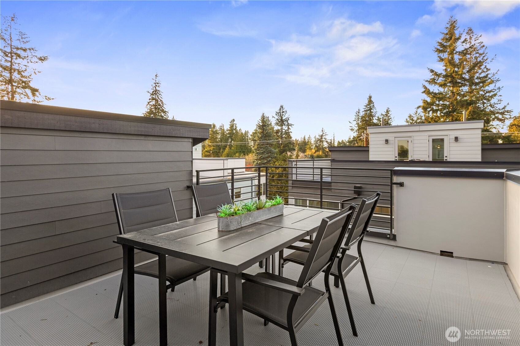 1913 A N 120th Street , Seattle, WA 98133