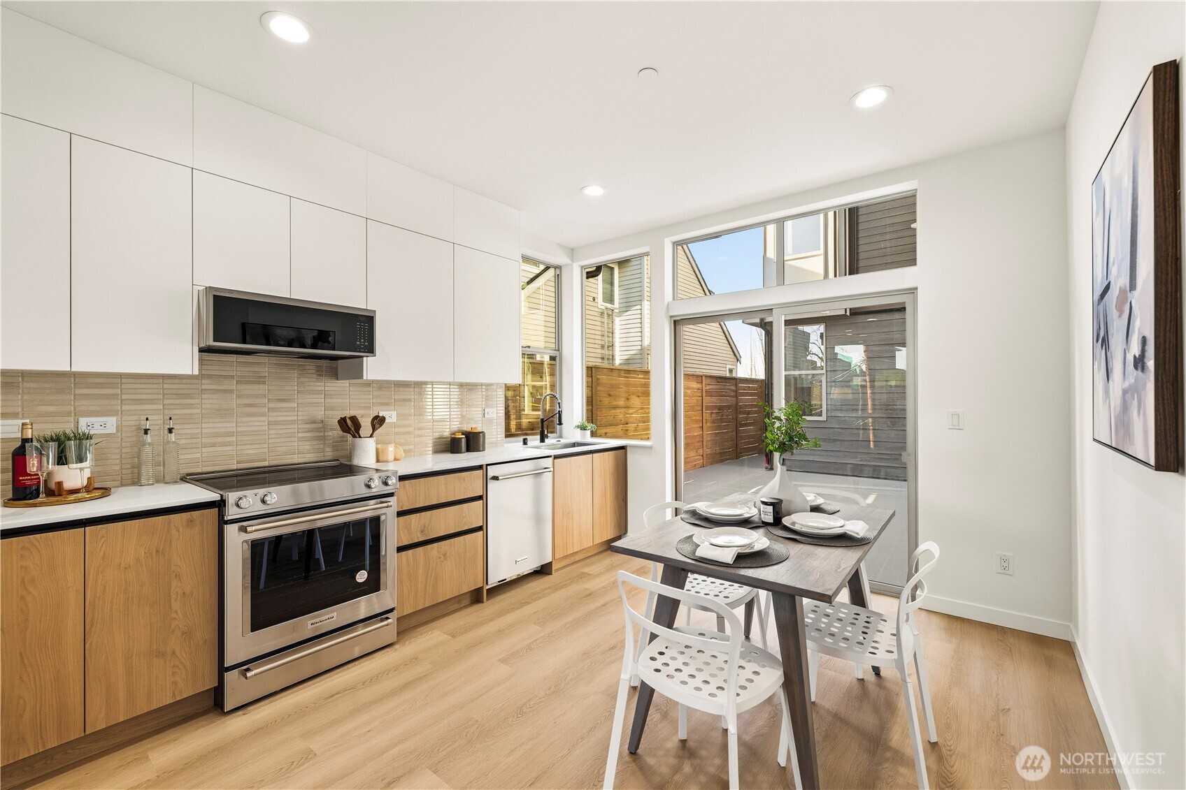 3817 D Fremont Avenue N, Seattle, WA 98103