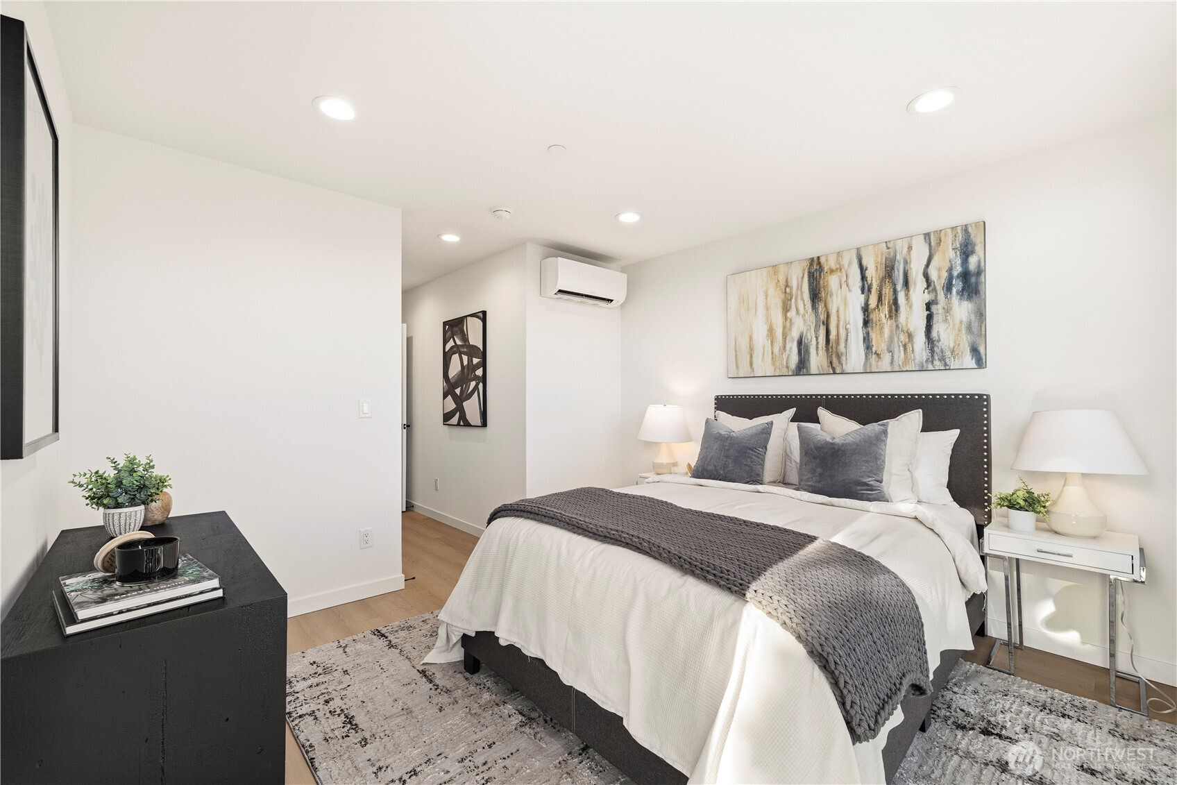 3817 D Fremont Avenue N, Seattle, WA 98103