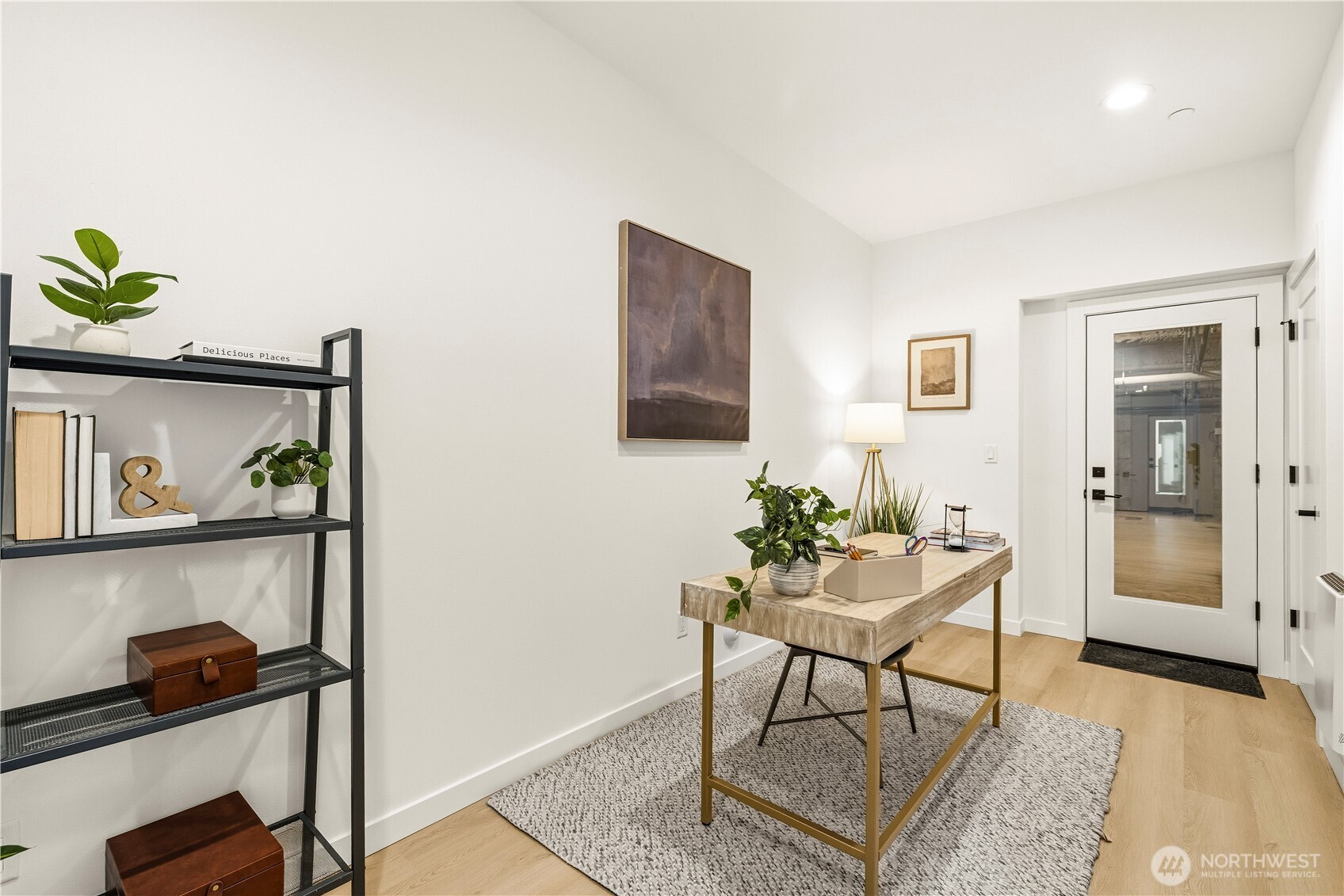 3817 D Fremont Avenue N, Seattle, WA 98103