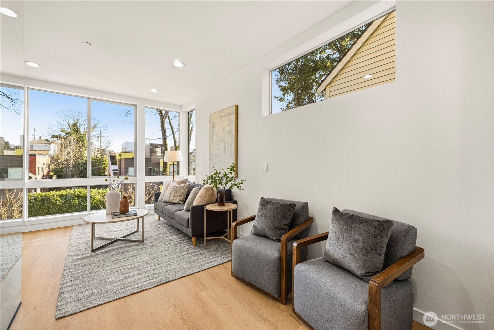 3817 D Fremont Avenue N, Seattle, WA 98103