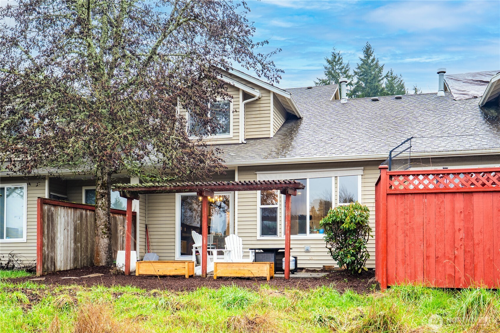 12704 64th Avenue E, Puyallup, WA 98373-4593