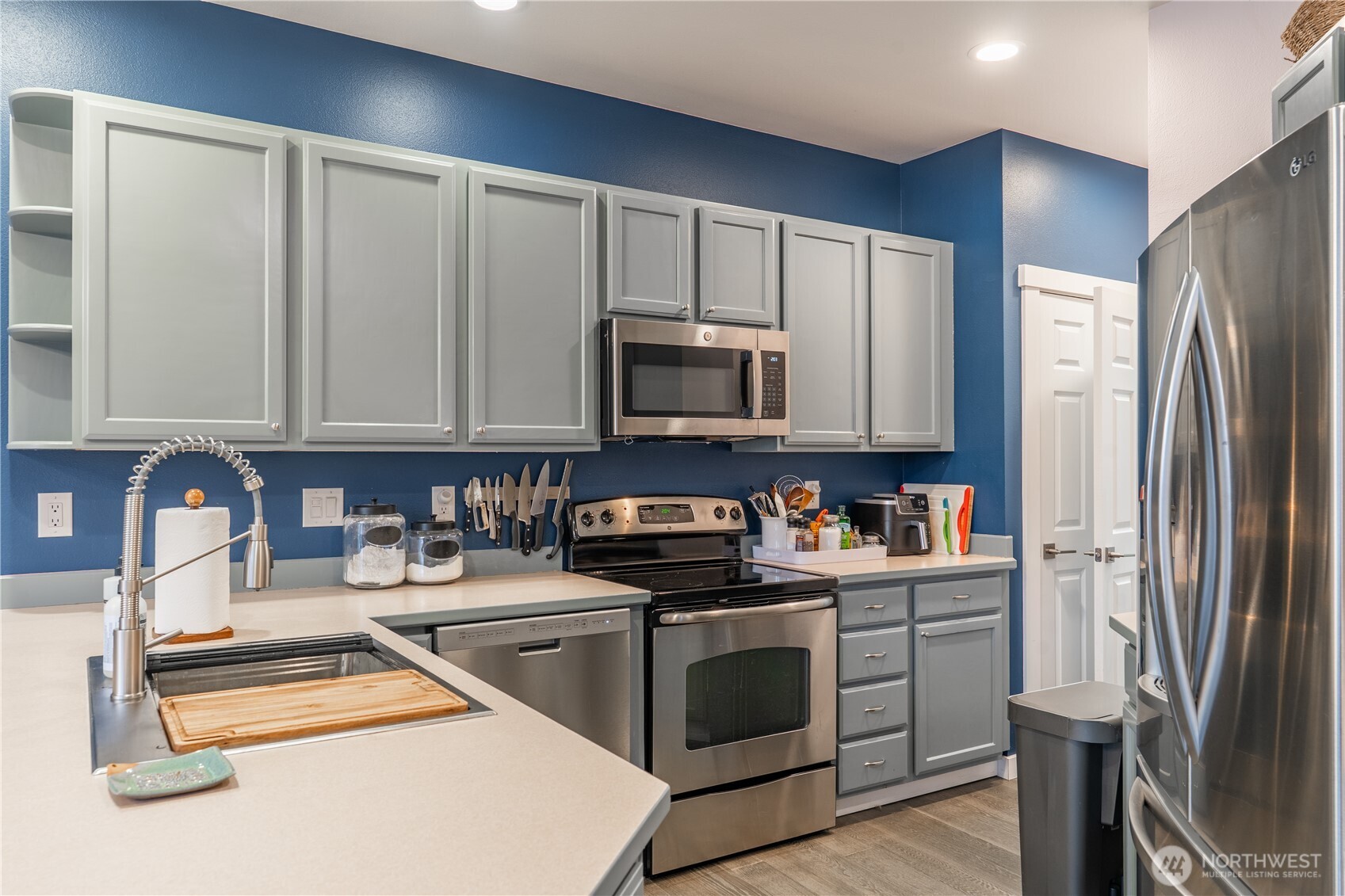 12704 64th Avenue E, Puyallup, WA 98373-4593