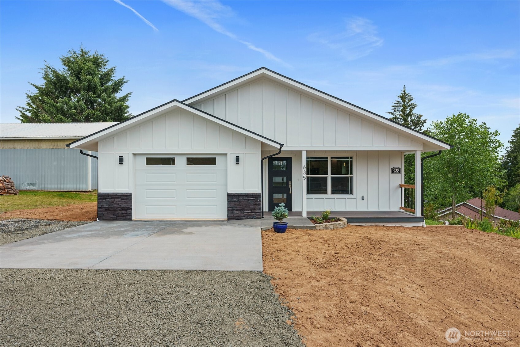 635 Elm Street , Raymond, WA 98577