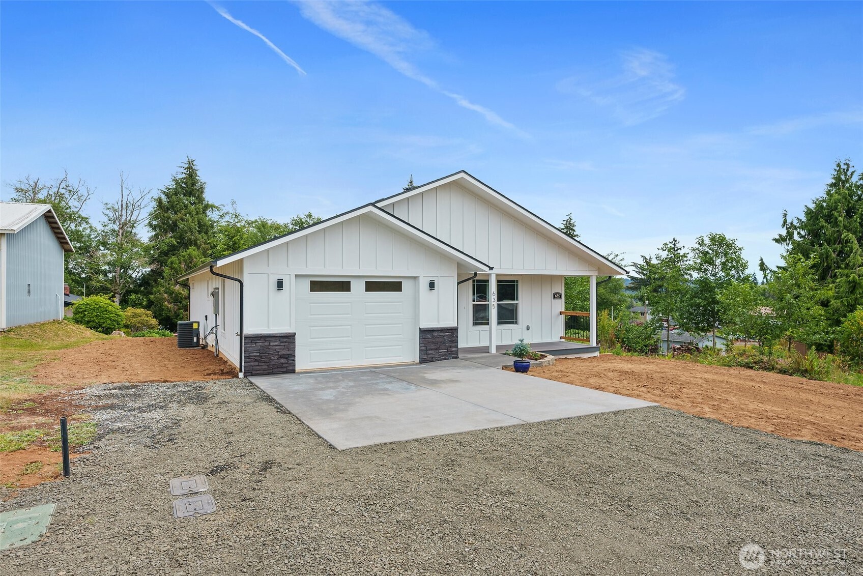 635 Elm Street , Raymond, WA 98577