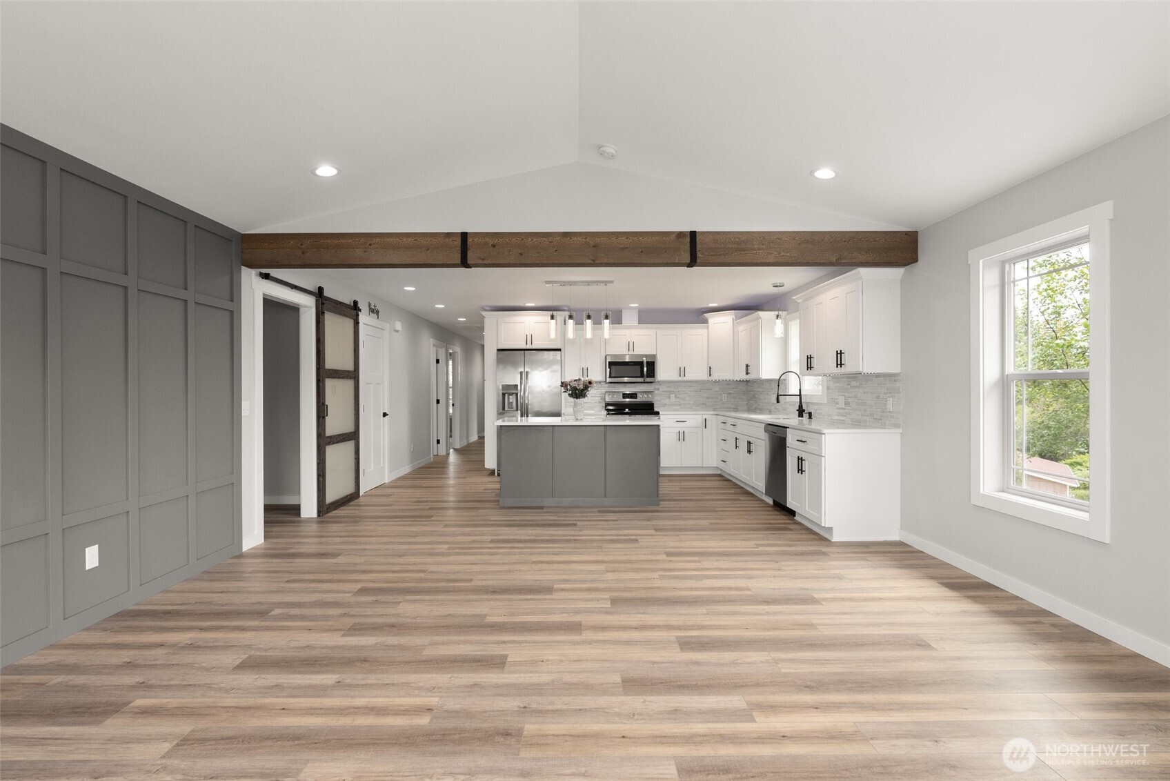 635 Elm Street , Raymond, WA 98577