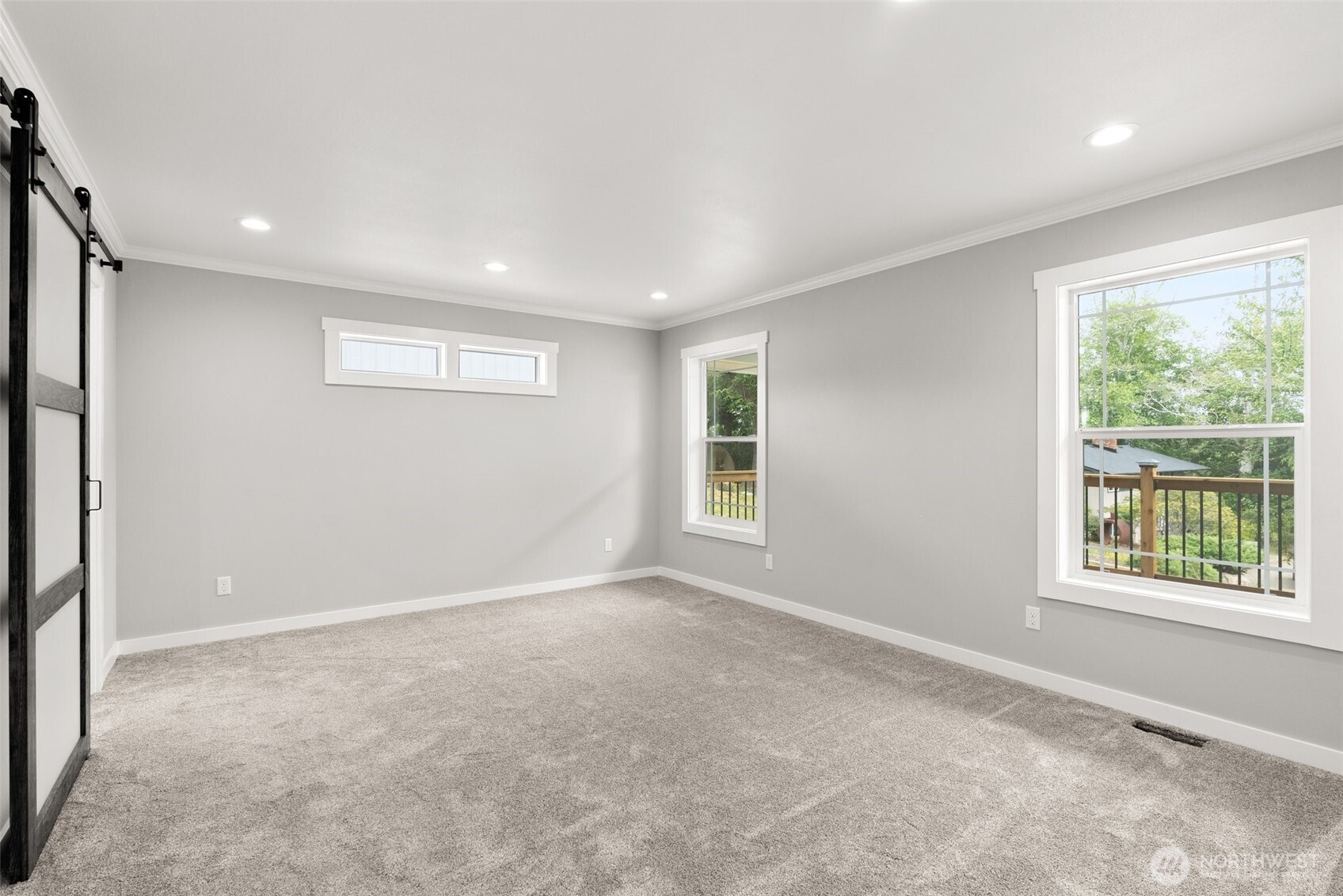 635 Elm Street , Raymond, WA 98577