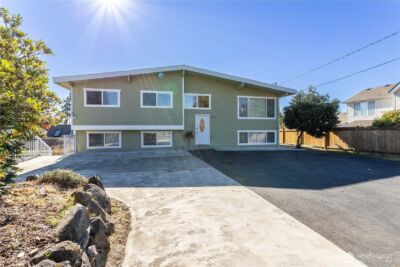 3905 NE 6th Street , Renton, WA 98056