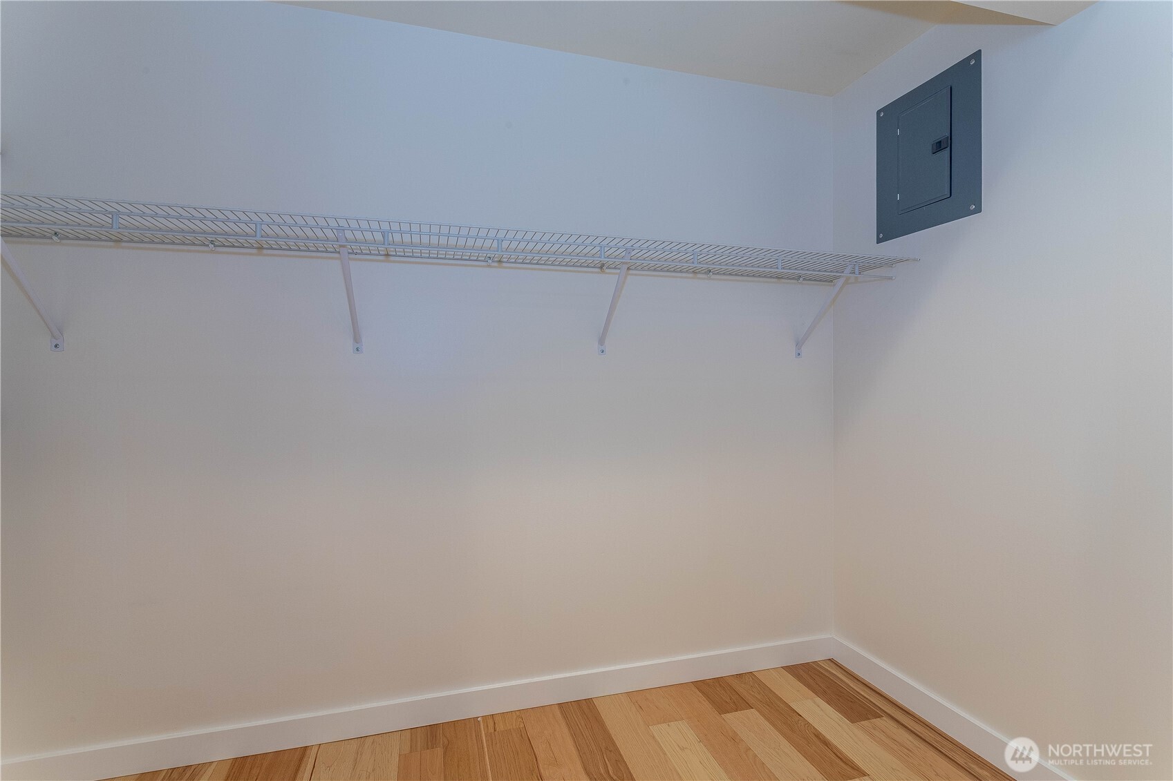 3905 NE 6th Street , Renton, WA 98056