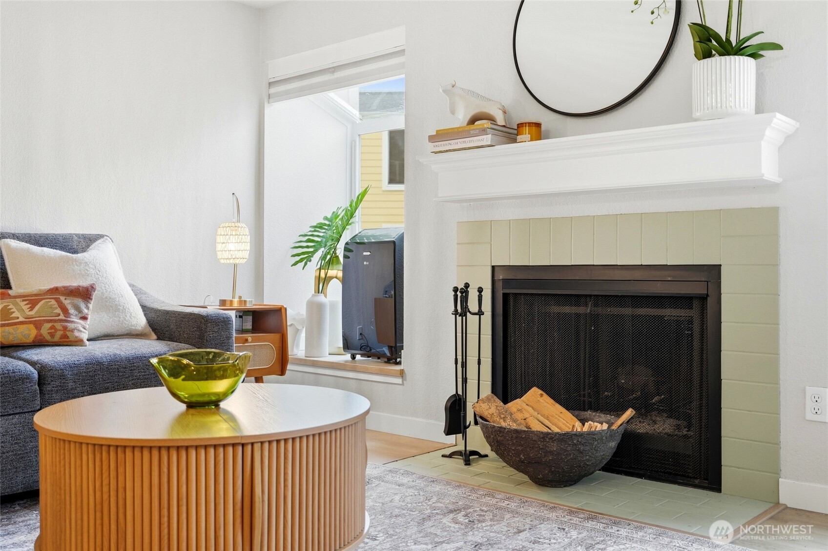 15846 NE Leary Way #6-201, Redmond, WA 98052