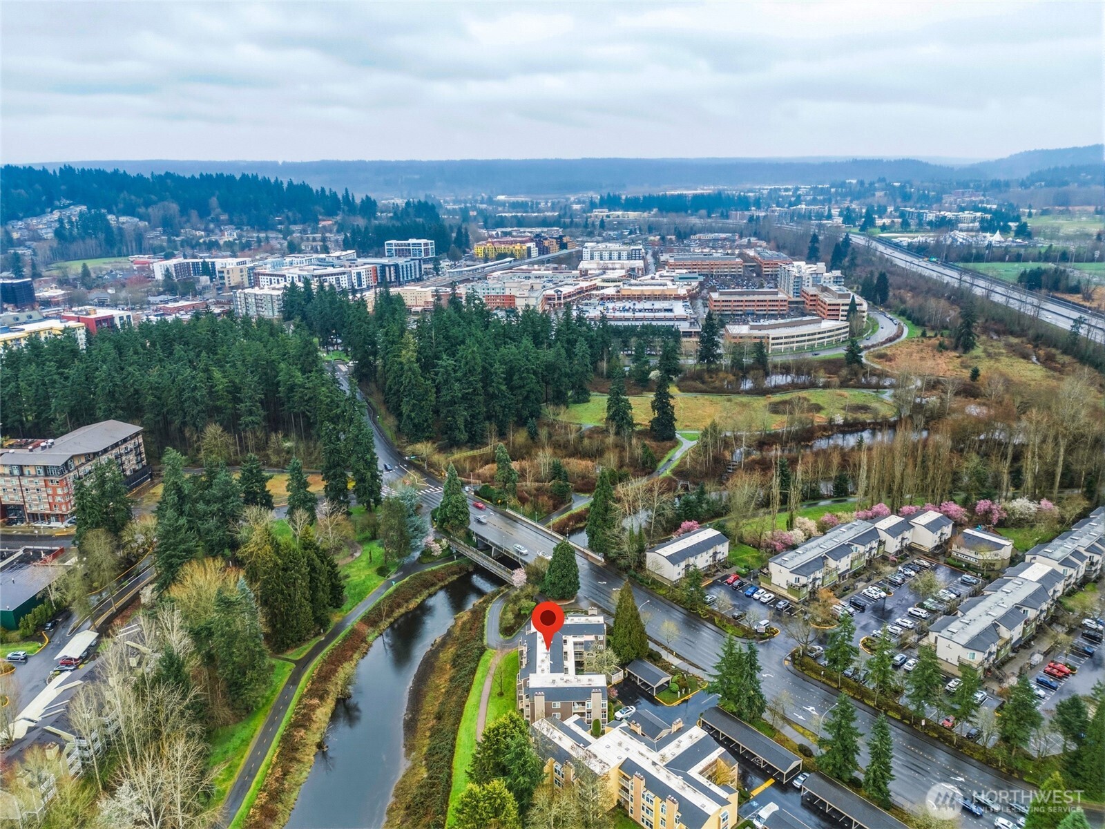 15846 NE Leary Way #6-201, Redmond, WA 98052