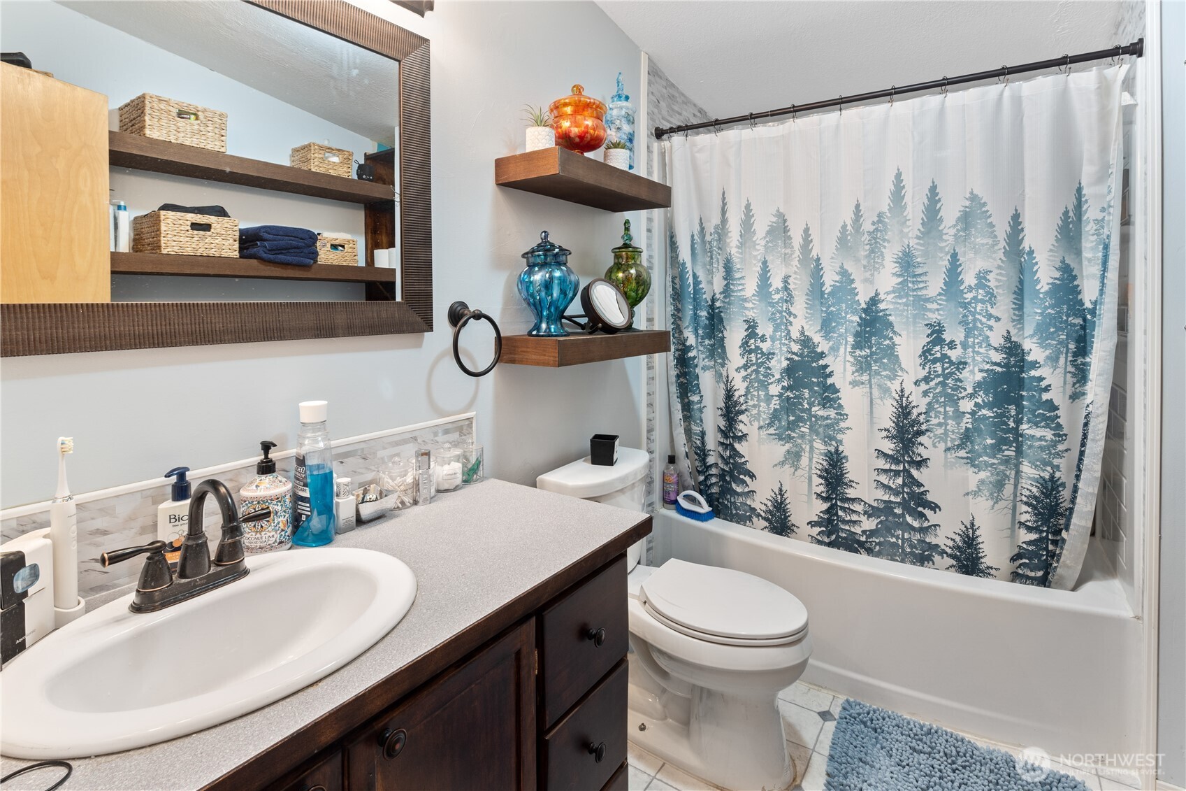 5818 Everson Goshen , Bellingham, WA 98226