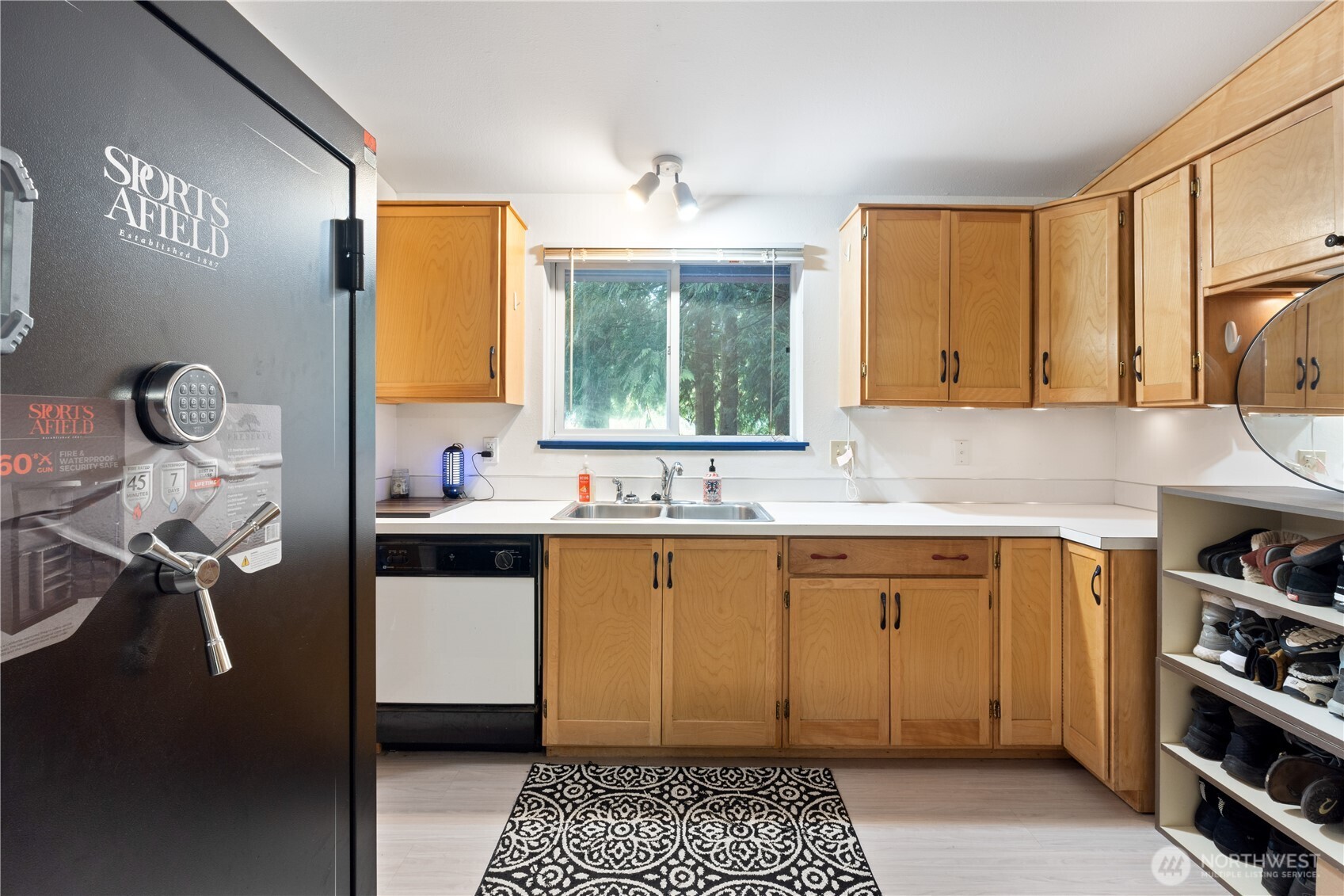 5818 Everson Goshen , Bellingham, WA 98226