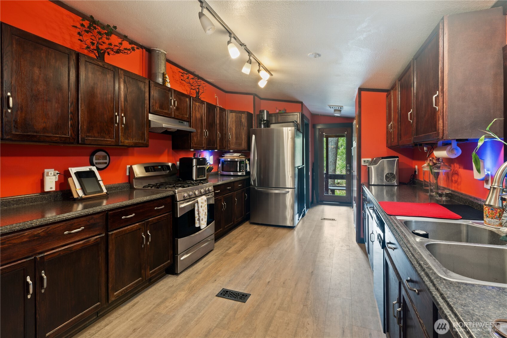 5818 Everson Goshen , Bellingham, WA 98226