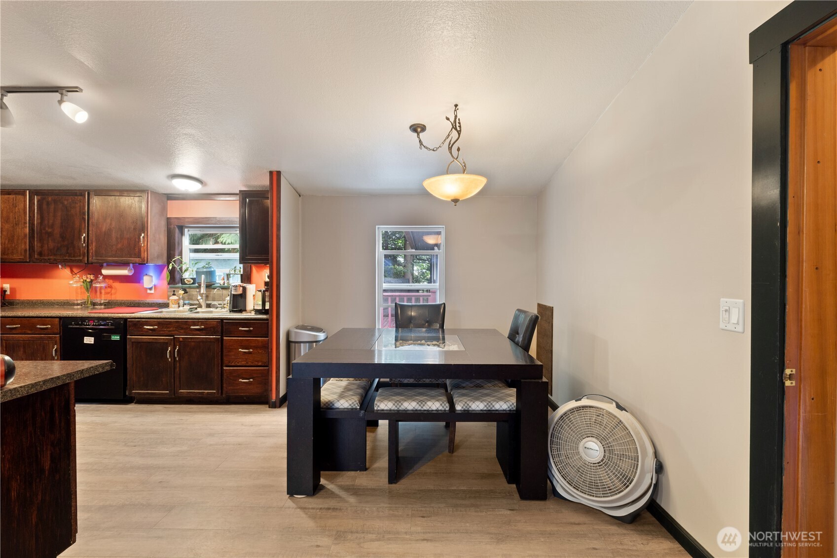 5818 Everson Goshen , Bellingham, WA 98226