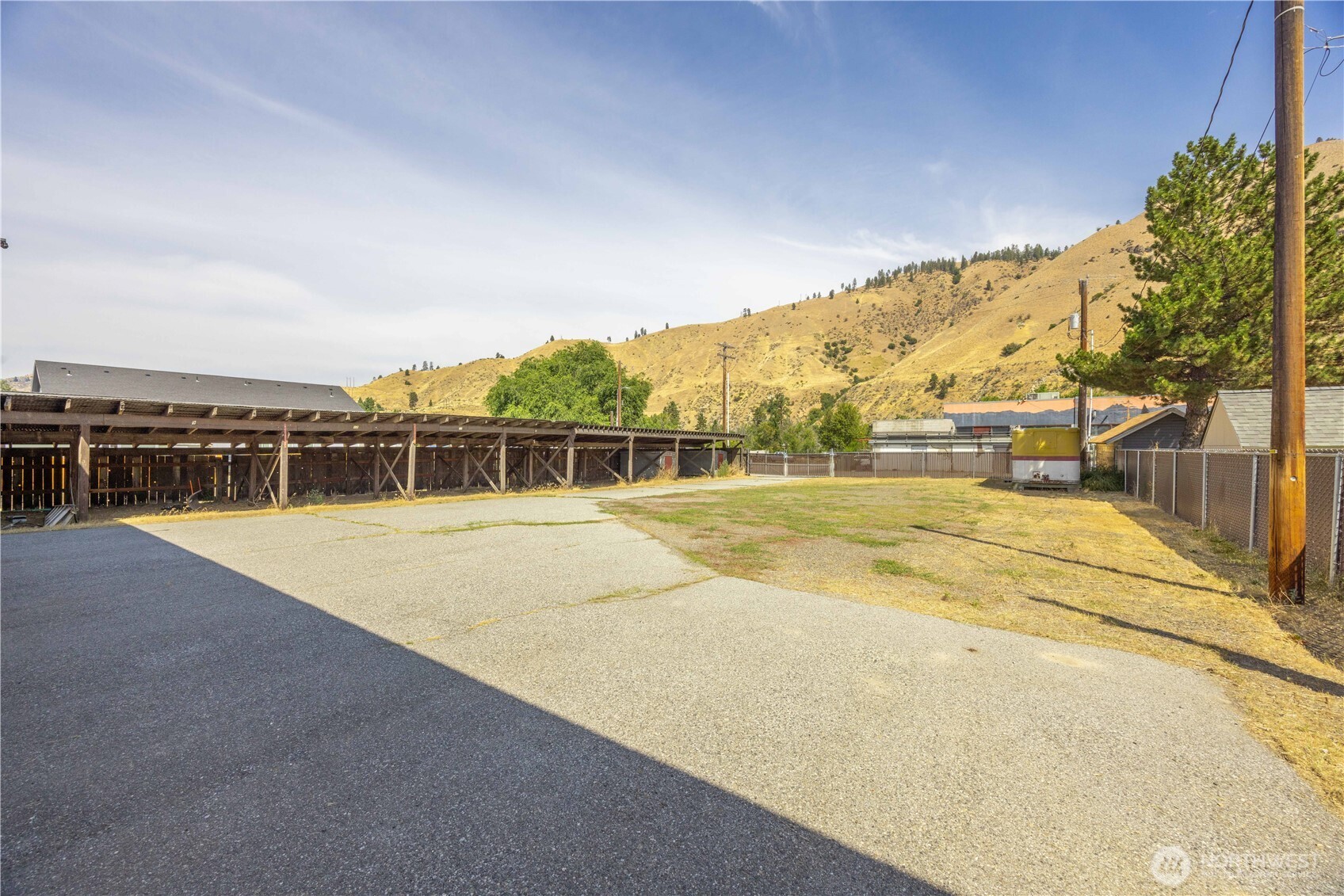 106 & 108 W Pleasant Avenue , Cashmere, WA 98815