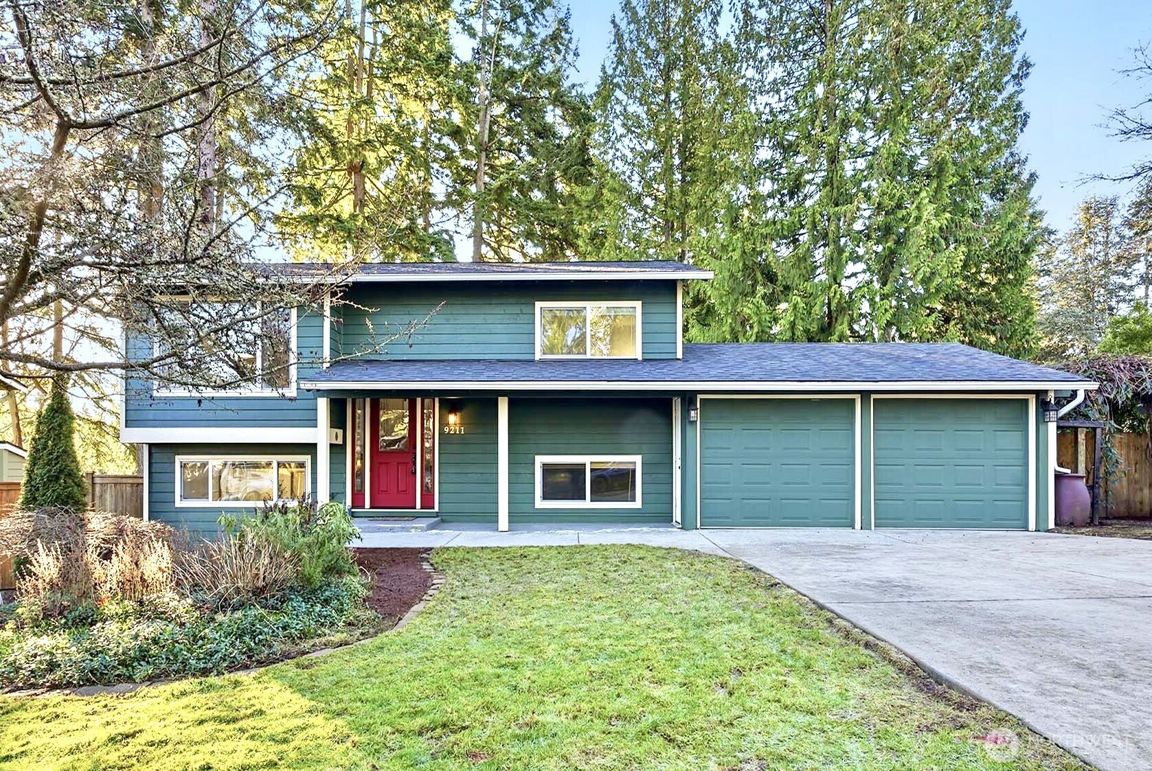 9211 NE 136th Pl , Kirkland, WA 98034