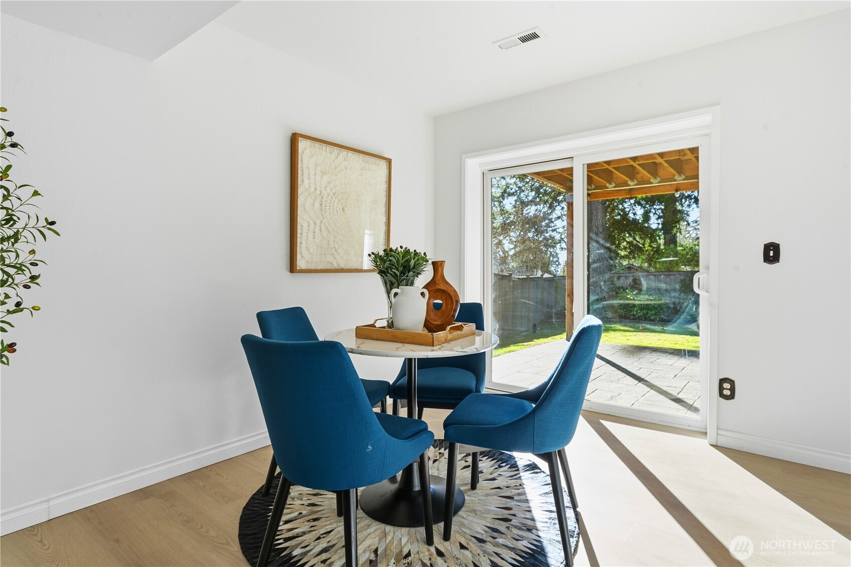 9211 NE 136th Pl , Kirkland, WA 98034