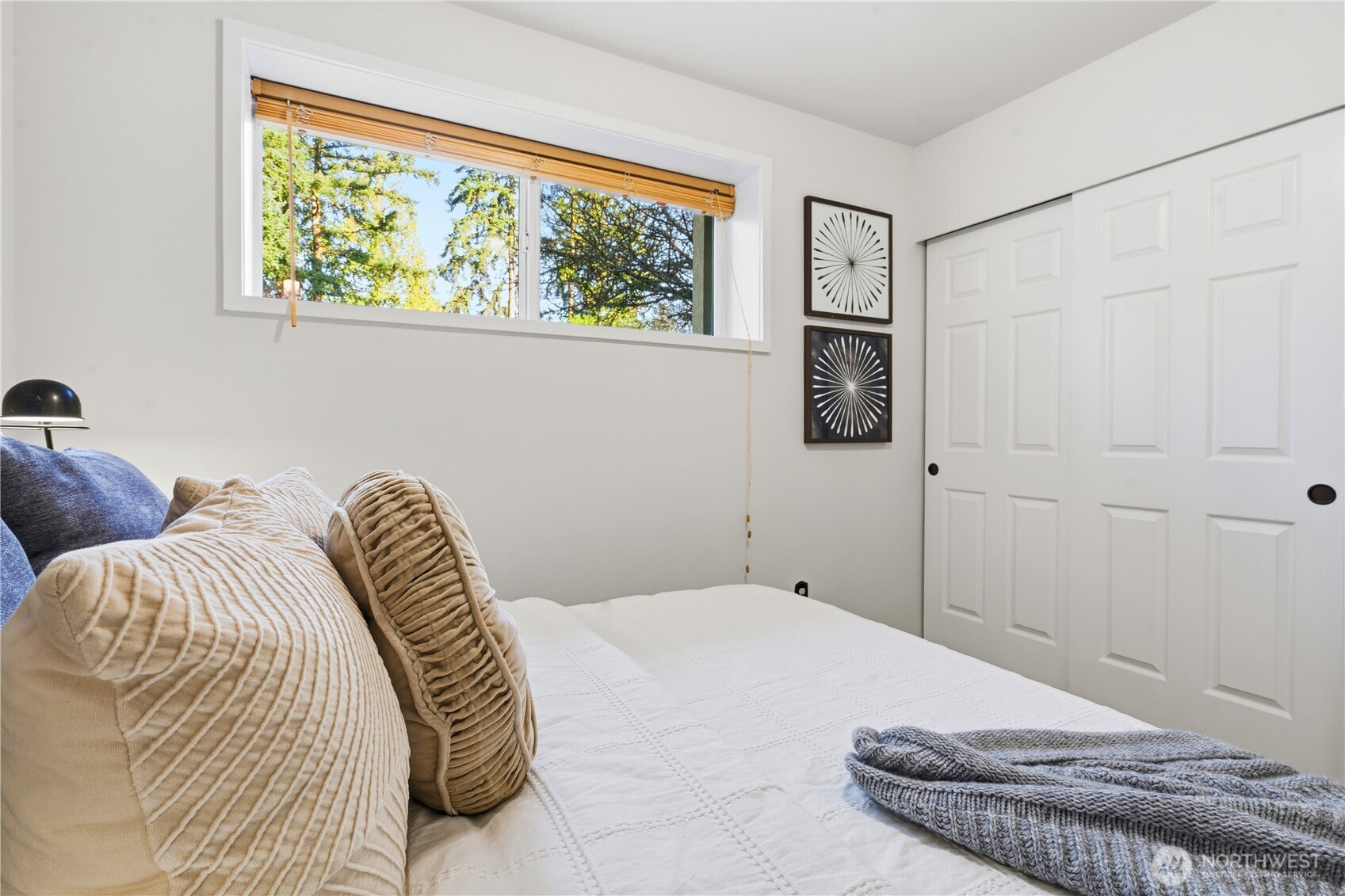 9211 NE 136th Pl , Kirkland, WA 98034