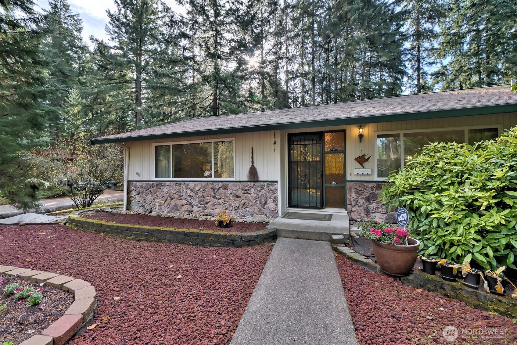 7111 41st Avenue SE, Lacey, WA 98503