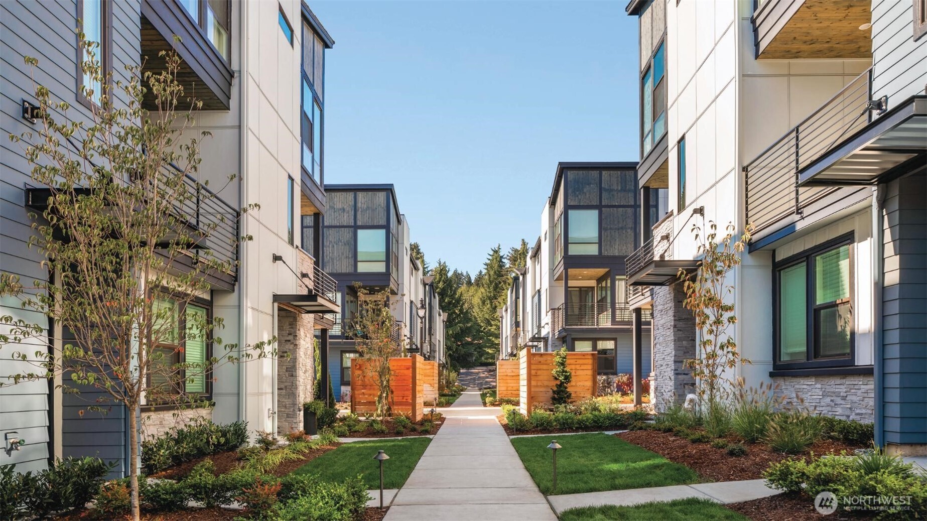 10811 (HS 109) 120TH Lane NE #A, Kirkland, WA 98033