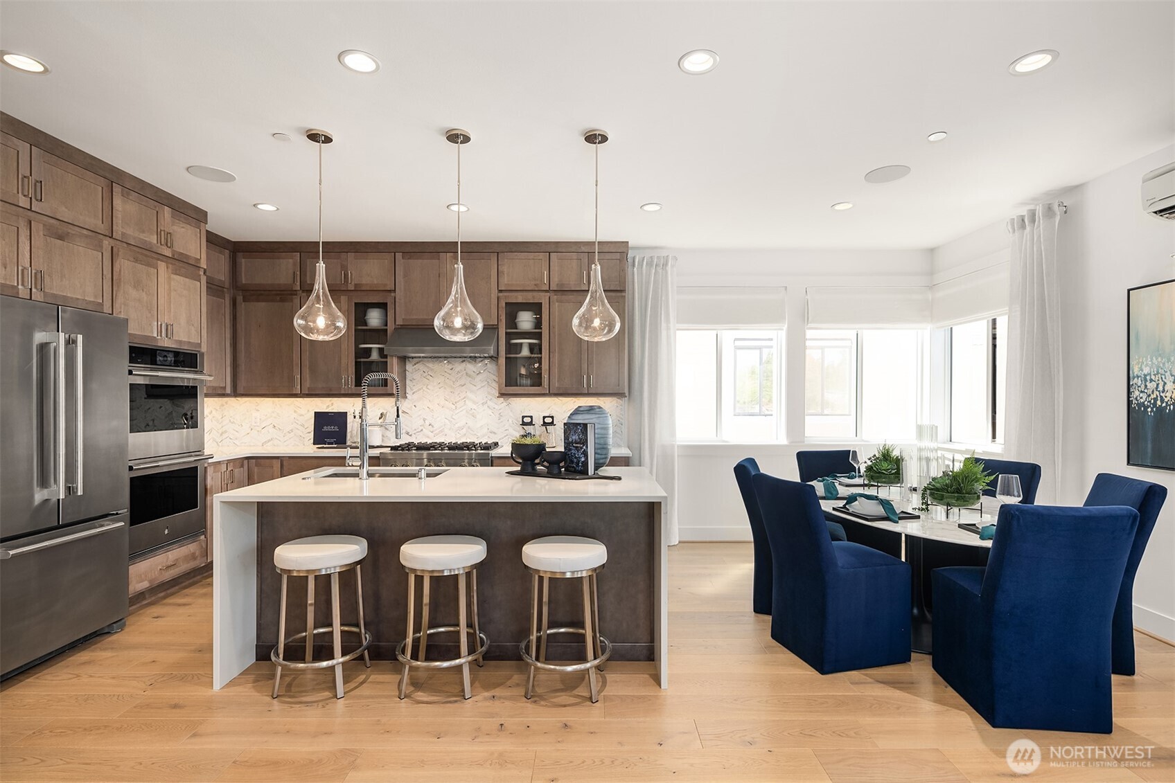 10811 (HS 109) 120TH Lane NE #A, Kirkland, WA 98033