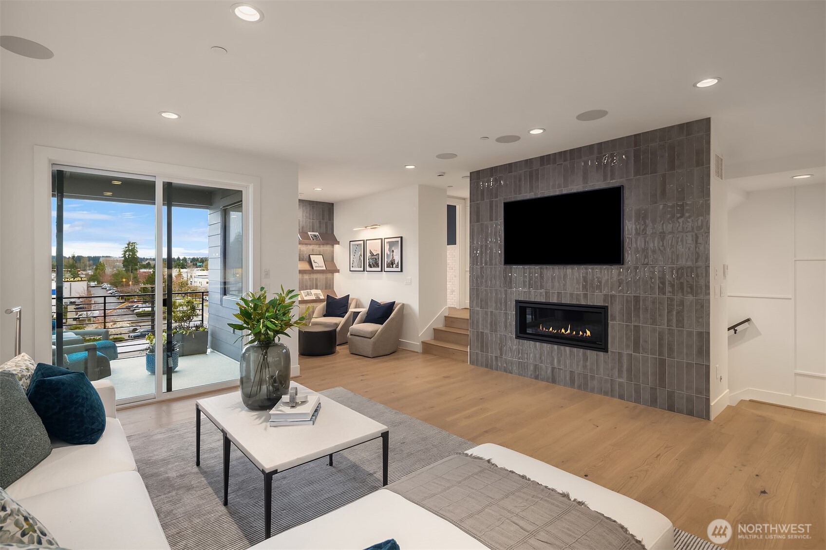 10811 (HS 109) 120TH Lane NE #A, Kirkland, WA 98033