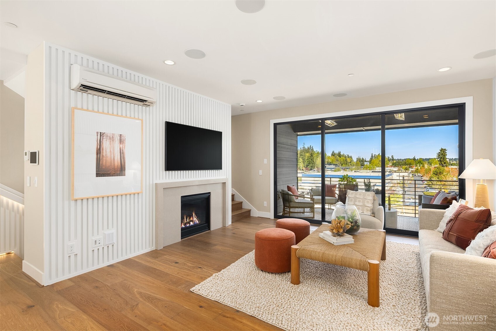 10811 (HS 111) 120TH Lane NE #C, Kirkland, WA 98033