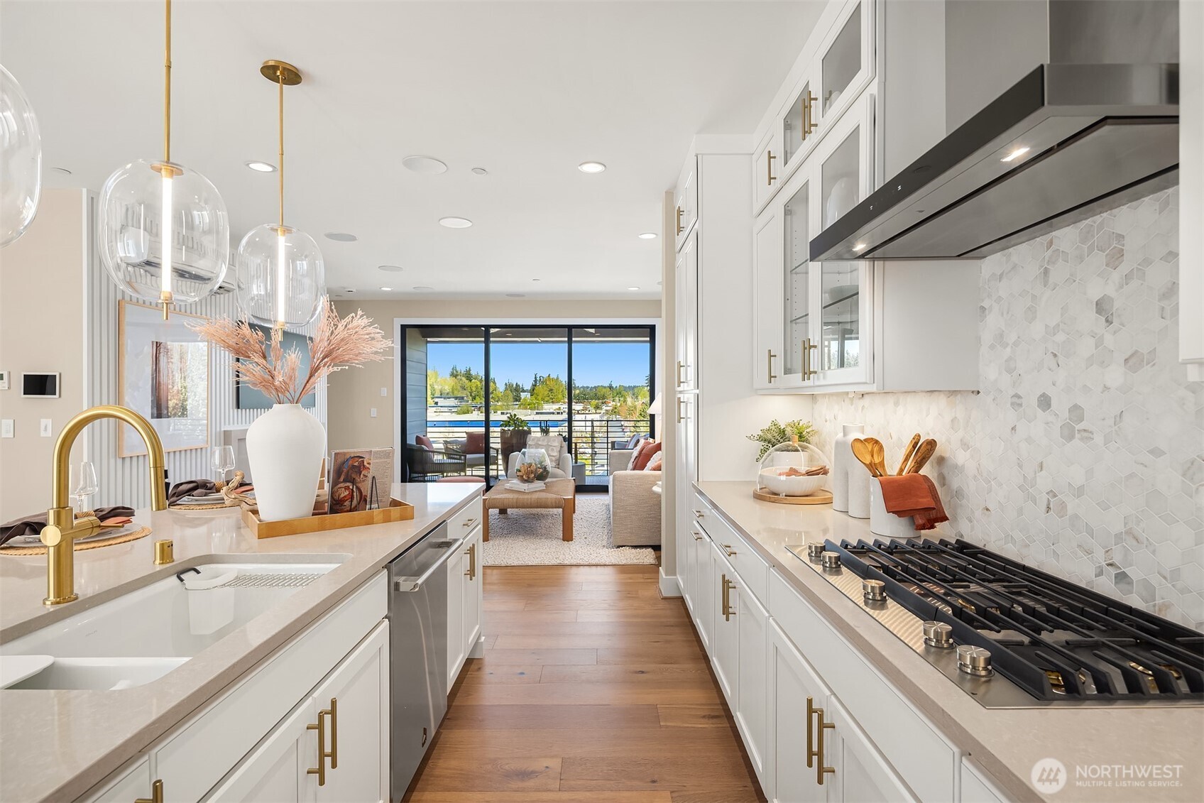 10811 (HS 111) 120TH Lane NE #C, Kirkland, WA 98033