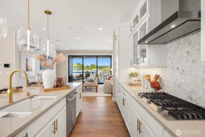 10811 (HS 111) 120TH Lane NE #C, Kirkland, WA 98033 - Photo 7