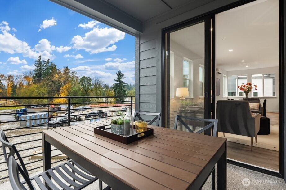 10814 (HS 61) 120th Lane NE #A, Kirkland, WA 98033