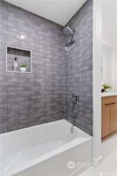 30041 14th Avenue S, Federal Way, WA 98003