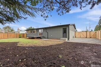 30041 14th Avenue S, Federal Way, WA 98003 - Photo 30