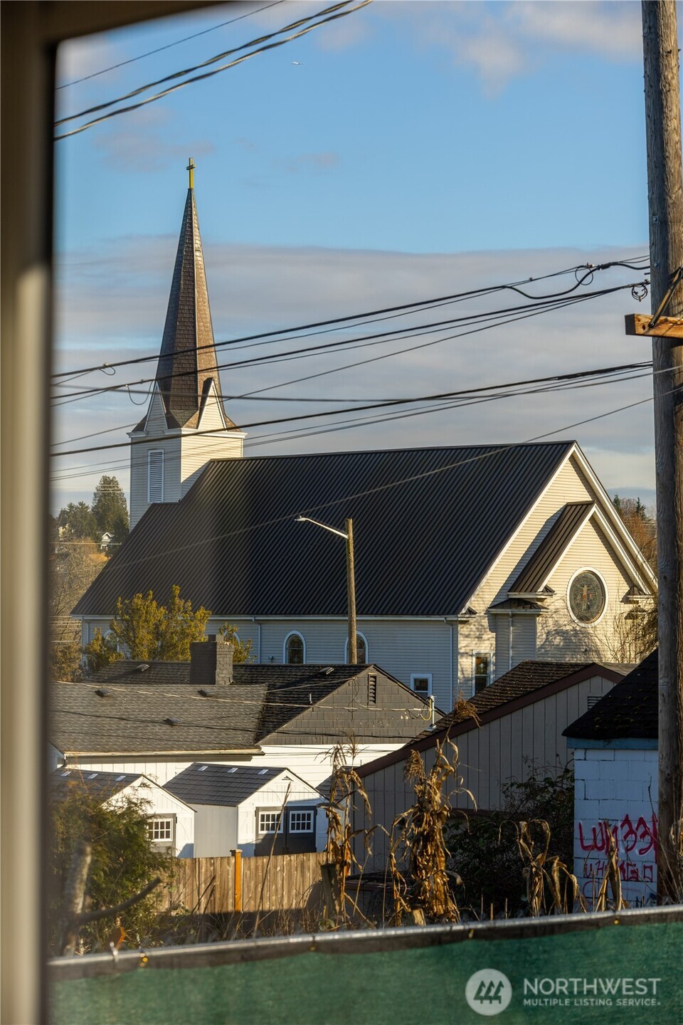 1422 E Wright Avenue , Tacoma, WA 98404