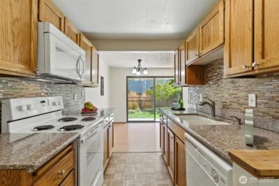 26425 Pennsylvania Avenue NE #34, Kingston, WA 98346 - Photo 2